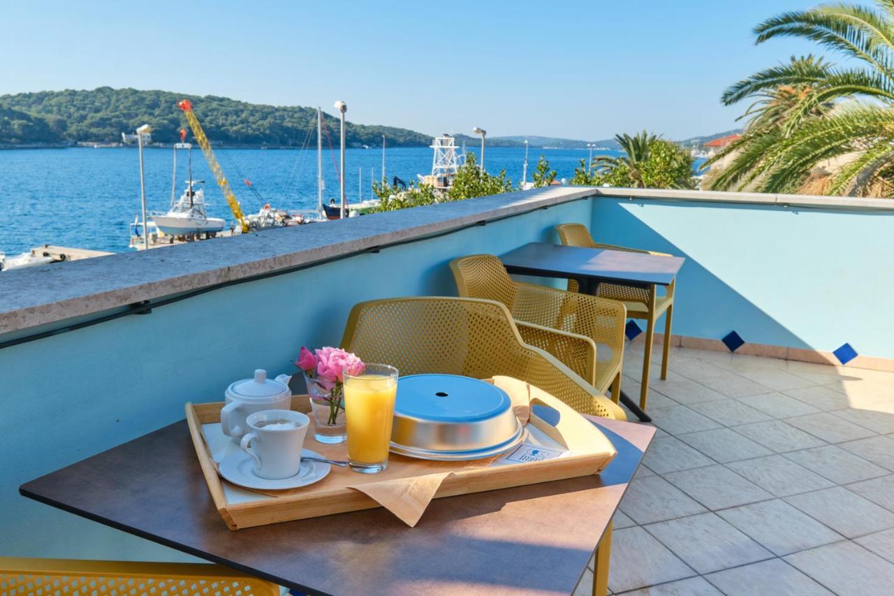 Mare Mare Suites Mali Losinj Exterior photo